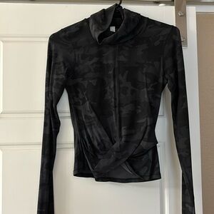 Black camo lululemon long sleeve top